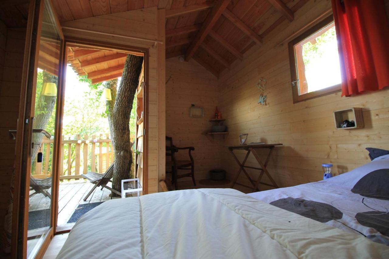 Bed and Breakfast Nuits perchées à Laroque Saint-Antoine-de-Breuilh Esterno foto